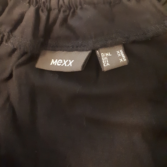 ⭐2/$25 GUC Mexx Top - Picture 4 of 4